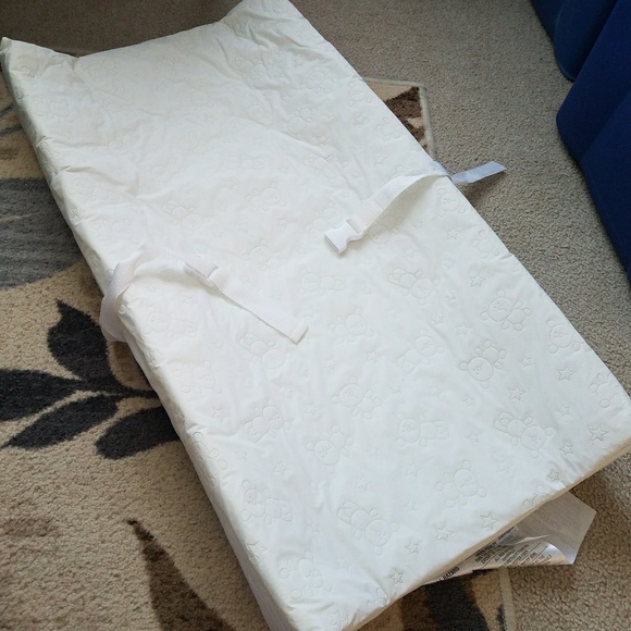 babies r us changing table